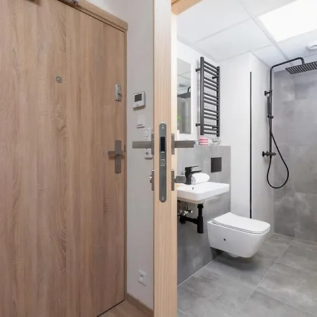 Modern Srodmiescie By Renters Lägenhet Kraków