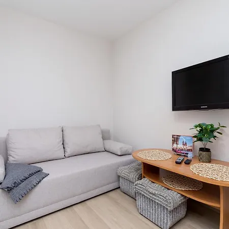 Modern Srodmiescie By Renters Lägenhet