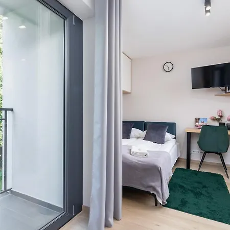 Modern śródmiescie By Renters * Cracovia