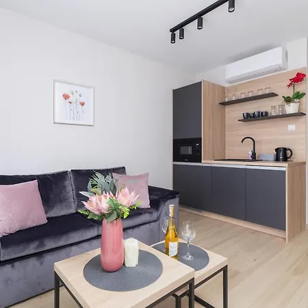 Lägenhet Modern Srodmiescie By Renters Kraków
