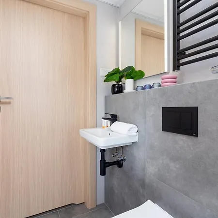Modern Srodmiescie By Renters * Краков