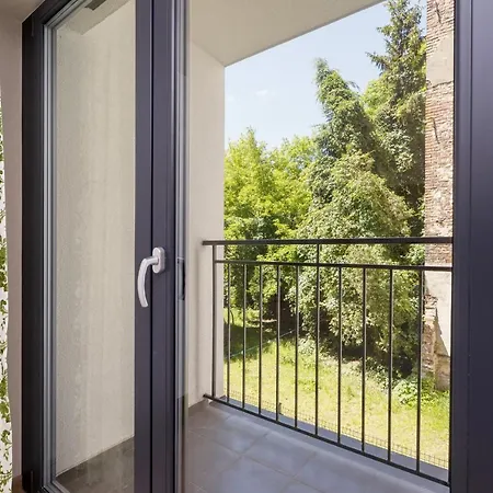 Modern Srodmiescie By Renters